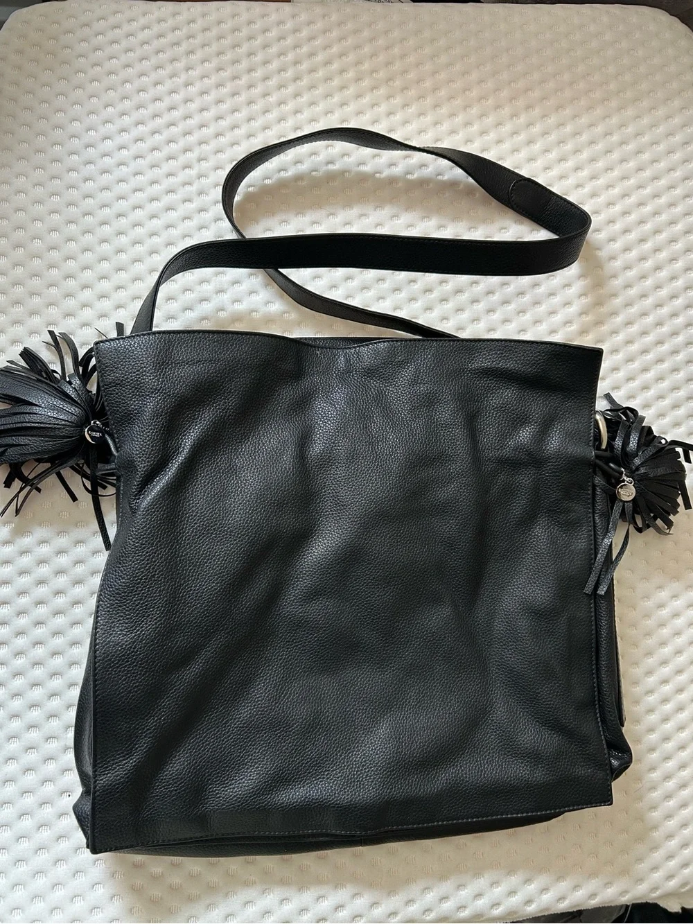 Loewe part silhouette